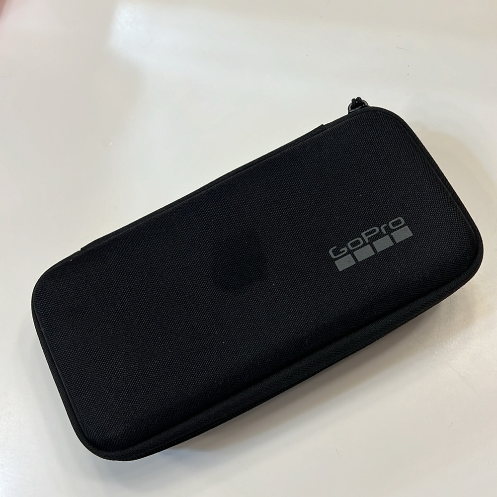 Go Pro Hard Case - Picture 2 of 4